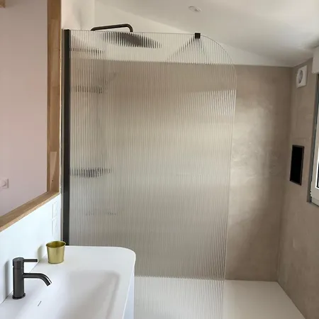 Magnifique Maison Au Bord De La Hébergement de vacances